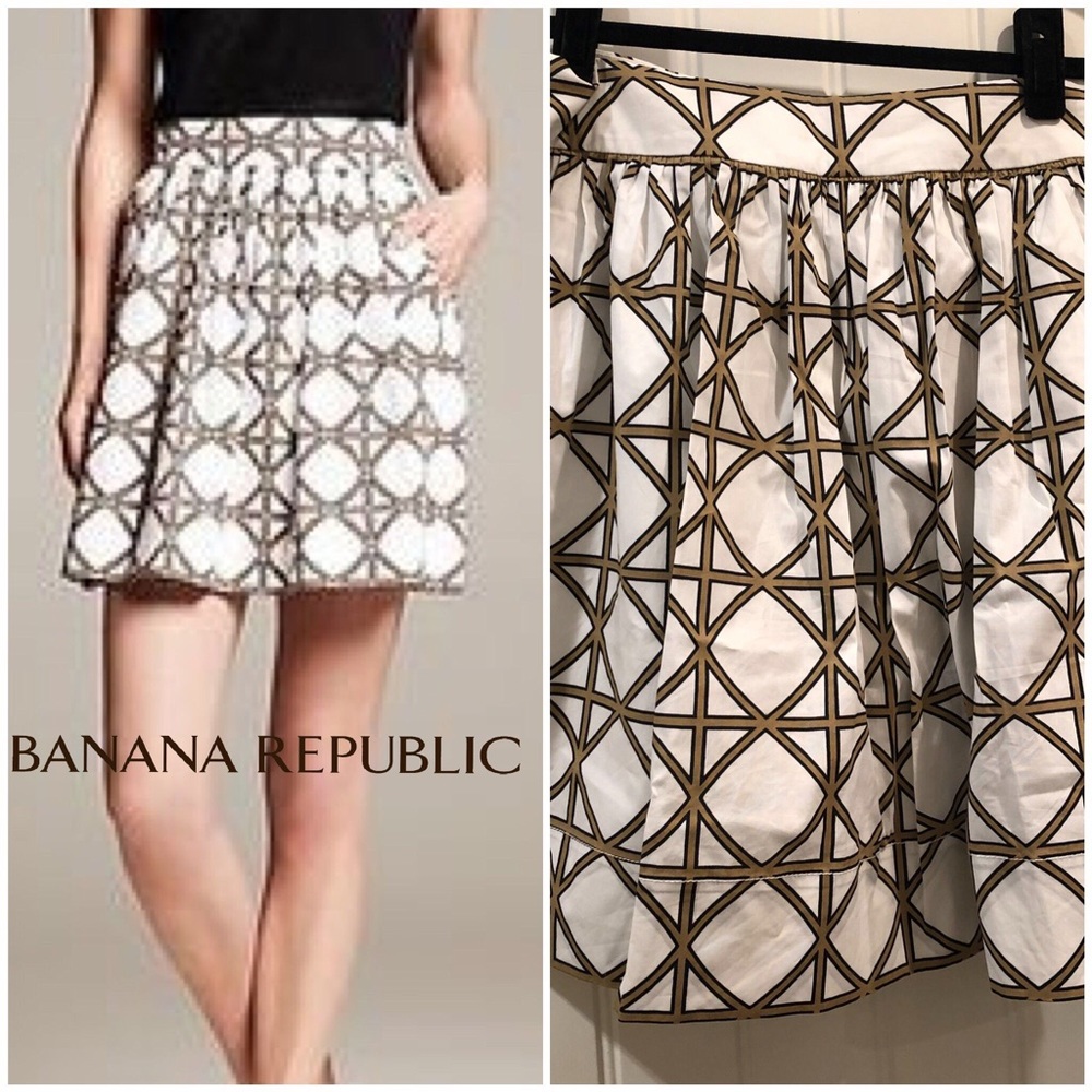 Banana Republic Flared Lattice print skirt sz 6